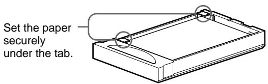 SONY UP-50 - Load the paper into the paper tray correctly. - 1