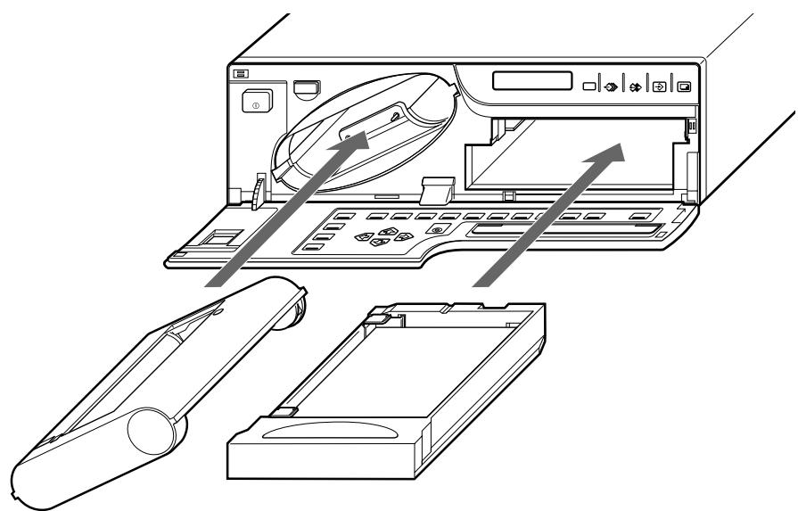 SONY UP-50 - Installation du réceptacle à papier, du magasin à papier et de la cassette à ruban encreur - 1