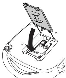 EPSON EMP-TW10H - Bringen Sie die Lampenabdeckung wieder an. - 1