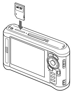 EPSON P-6000 - Insertion des cartes mémoire cf/sd - 2