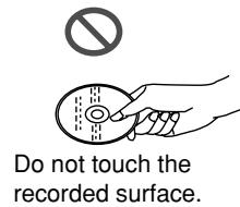 PANASONIC SL-DZ1200 - How to hold CDs - 3