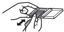 PANASONIC RP-SDW04GE1K - Retrait et rangement de la carte - 1