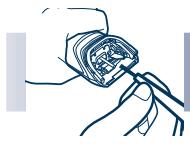 PANASONIC ER1610 - Cleaning the blade - 1