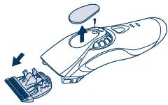 PANASONIC ER1610 - Démontage des piles rechargeables incorporeés - 1