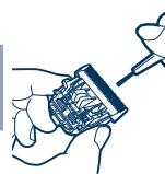 PANASONIC ER1610 - Czyszczemenie ostrza - 2