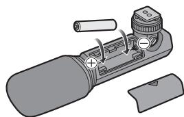 PANASONIC DMW-MS1E - Insertion et retrait de la pile de l'appareil - 2