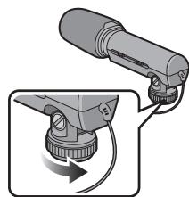 PANASONIC DMW-MS1PP - Installazione dell'unità sulla fotocamera digitale, e sua rimozione - 1