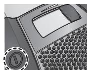 PANASONIC MC-CG710 - Betätigen Sie zum Einschalten des Geräts den EIN/AUS-Fußschalter. - 1