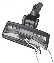 PANASONIC MC-CG710 - Reinigung der großen Bürste - 1