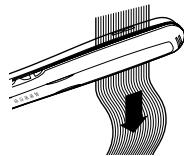 PANASONIC EH-HS95 - Con i capelli bloccati, muovere la piastra verso le punte dei capelli. - 1