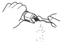 PANASONIC ER-GY10 - Cleaning with brush - 2