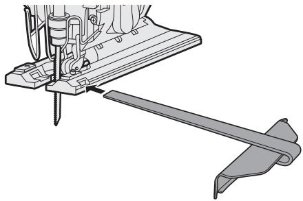 PANASONIC EY-4550 - Installing the rip fence - 1
