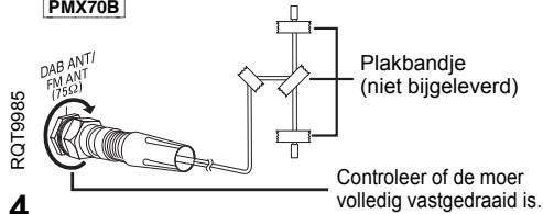 PANASONIC SC-PMX70EG - Sluit de antennae aan. - 2