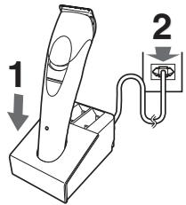 PANASONIC ER-GP21 - Charging the clipper - 1