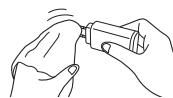 PANASONIC EW-DL83 - De wisselstroomadapter en het oplaadvoetstuk reinigen - 1