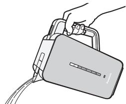 PANASONIC NCDK1CXC - Rimuovere alla base di alimentazione e versare. - 3