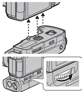PANASONIC DMW-BGG1PP - Mise en place et retrait sur l'appareil photo numérique - 2