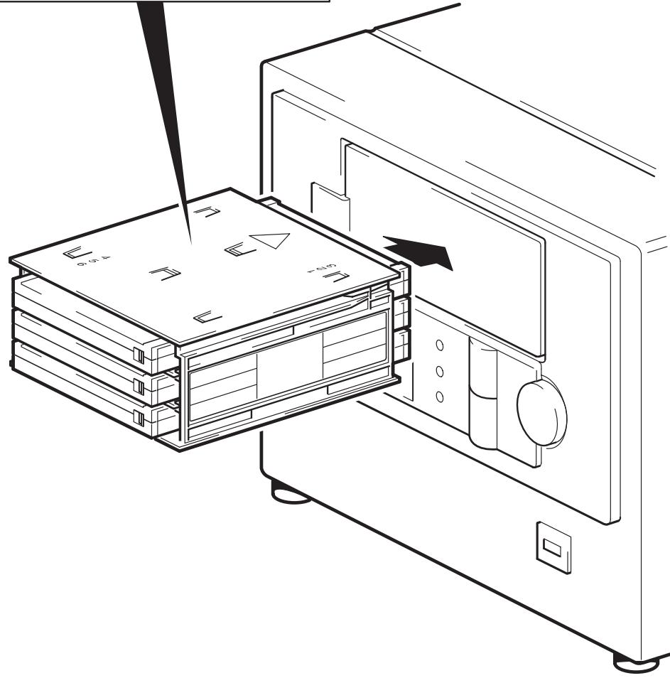 HP STORAGEWORKS DAT 40X6 TAPE AUTOLOADER - Etape 5 : connexion du cable d'alimentation - 2