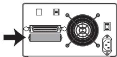 HP SURESTORE DLT 40 TAPE DRIVE - Étape 3 : branchez la terminaison SCSI - 1