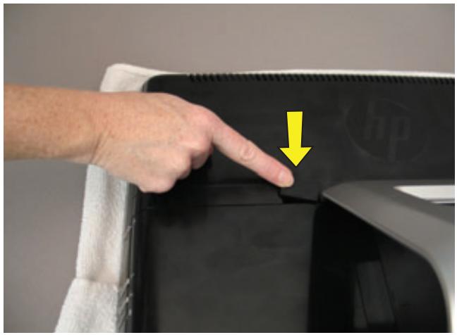 HP PAVILION ALL-IN-ONE MS228 - Installing a New Hard Disk Drive - 8