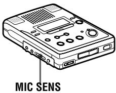 SONY MZ-B50 - Select the microphone sensitivity. - 1