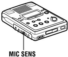 SONY MZ-B50 - Seleccione la sensibilidad del micrófono. - 1