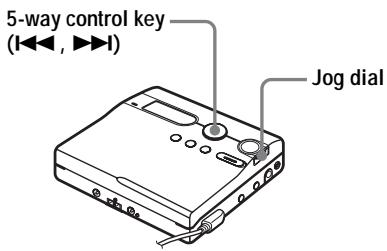 SONY MZ-N910 - Moving a track in a disc with group setting - 2