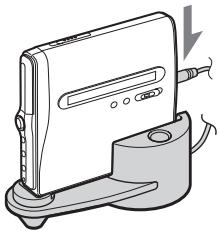 SONY MZ-NH1 - Insert a recordable disc. - 3