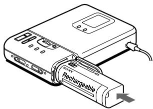 SONY MZ-R30 - Uso de una pila recargable de ion-litio - 2