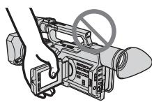 SONY DCR-VX2100E - 4 - 2