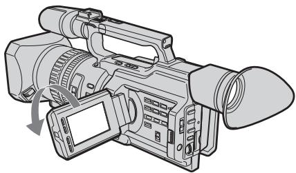 SONY DCR-VX2100E - Bo Bpem npocmoTpa Ha 3Kpahe KKd - 1