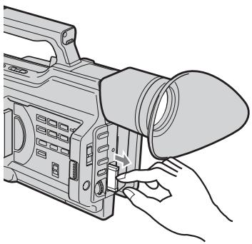 SONY DCR-VX2100E - ДяиЗВлесенЯ“Memory Stick” - 1