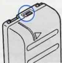 SONY CCD-F355E - La durée de vie de la batterie est abrégée si les bornes (pièces métalliques à l'arrière) sont souillées. - 1