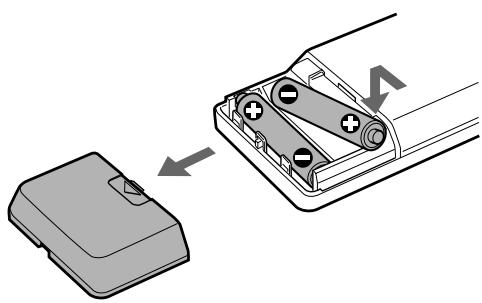 SONY CDP-X5000 - Colocacion de las pilas en el telemando - 1