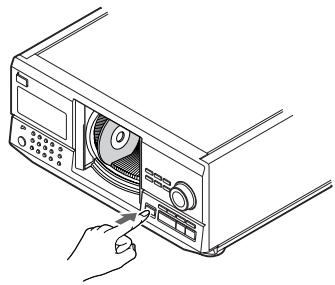 SONY CDP-CX220 - Introduction des disques compacts - 8
