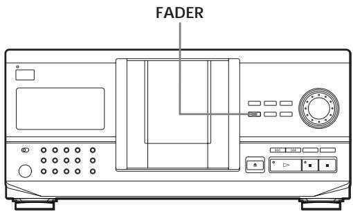SONY CDP-CX220 - Aparicio y desaparacion gradual del sonido (Sólo CDP-CX240) - 1