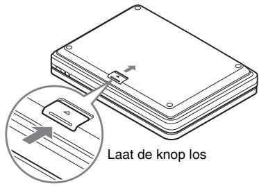 SONY DVP-FX875 - Om de batterijset te verwijderen - 1