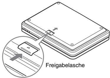 SONY DVP-FX875 - So entfernen Sie den Akkusatz - 1