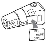 SONY CDX-GT500 - Fixation de l'étiquette - 1