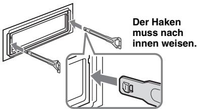 Der Haken muss nach innen weisen.