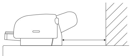 EPSON STYLUS PRO 4450, STYLUS PRO 4880 - Chargement de papier dans la fente d'alimentation manuelle avant - 1