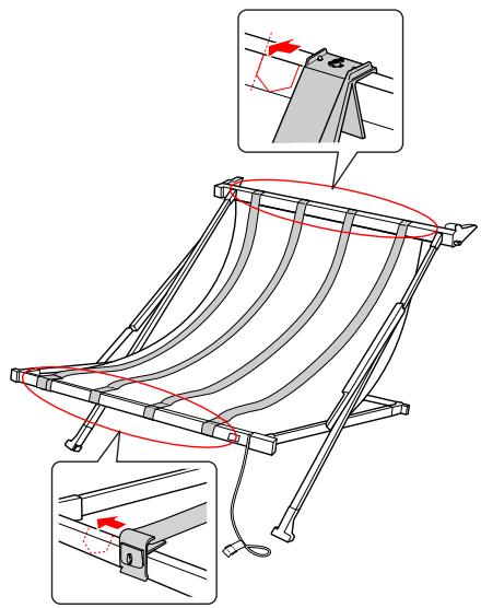 EPSON STYLUS PRO WT7910 - Si les guides de films ont glissé de leur emplacement, placez-les entre les surpiqûres blanches de la toile du hamac. - 1