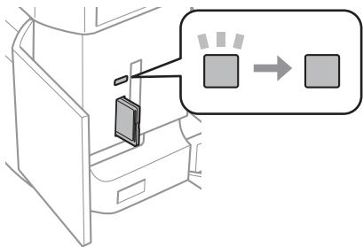 EPSON EXPRESSION PREMIUM XP-600,  EXPRESSION PREMIUM XP-700,  EXPRESSION PREMIUM XP-800 - Abra la cubierta e inserte una tarjeta. - 3
