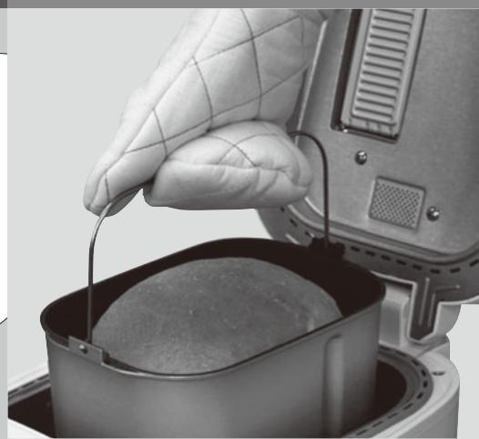 PANASONIC SD-2500WXC - Remove the bread - 1