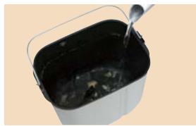 PANASONIC SD-ZB2502BXA - Recipiente del pan y pala de amasar - 2