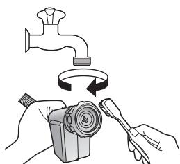 PANASONIC NA-147VB6WFR - Nettoyage du filtre d'alimentation en eau - 2