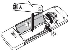 PANASONIC RR-US300 - Colocación de una pila - 2