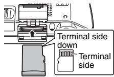 PANASONIC RR-XS400 - Inserting the SD card - 2