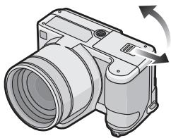PANASONIC LUMIX DMC-FZ28 - Faites glisser le couvercle du logement de la carte/batterie pour l'ouvrir. - 1