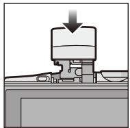 PANASONIC DMCGF6EF - Druk op de flits totdatdezeklikt. - 2